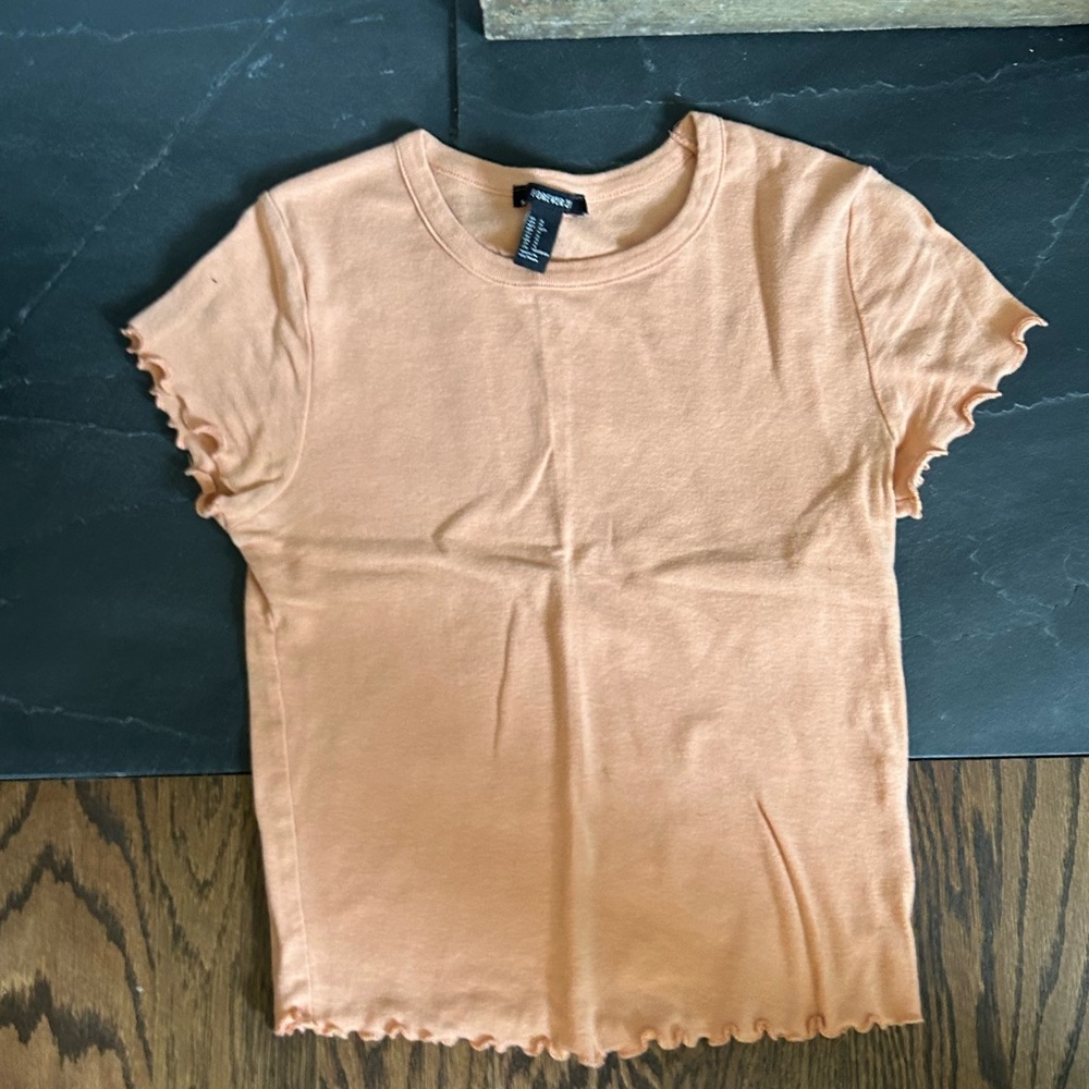 Forever 21 tee
